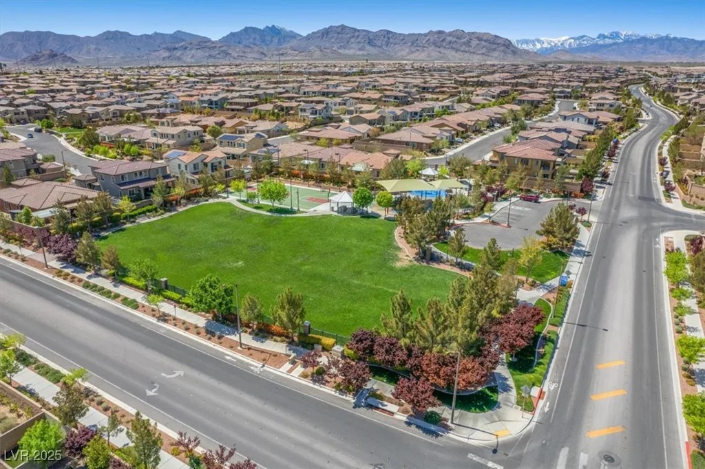 9654 Ponderosa Skye, Las Vegas, NV 89166