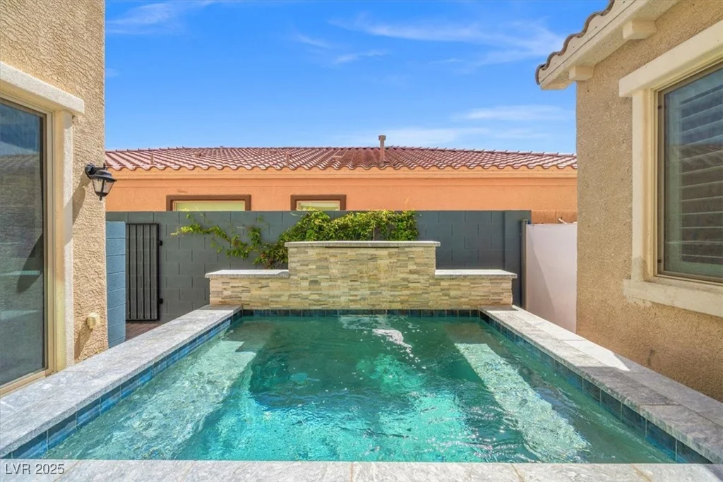 9654 Ponderosa Skye, Las Vegas, NV 89166