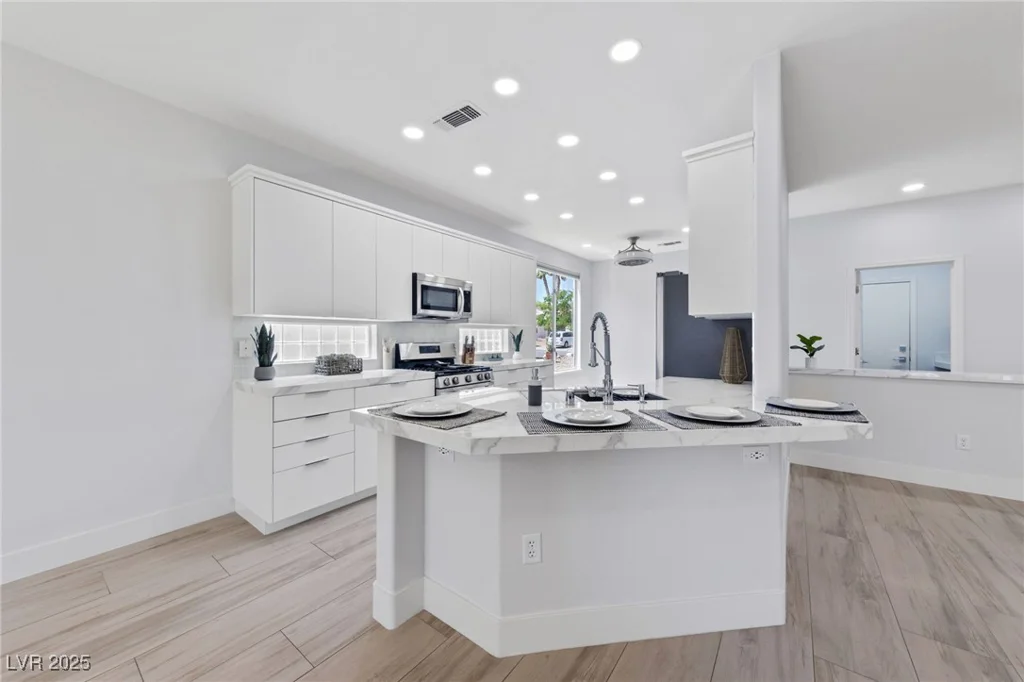 2029 Poppywood, Henderson, NV 89012