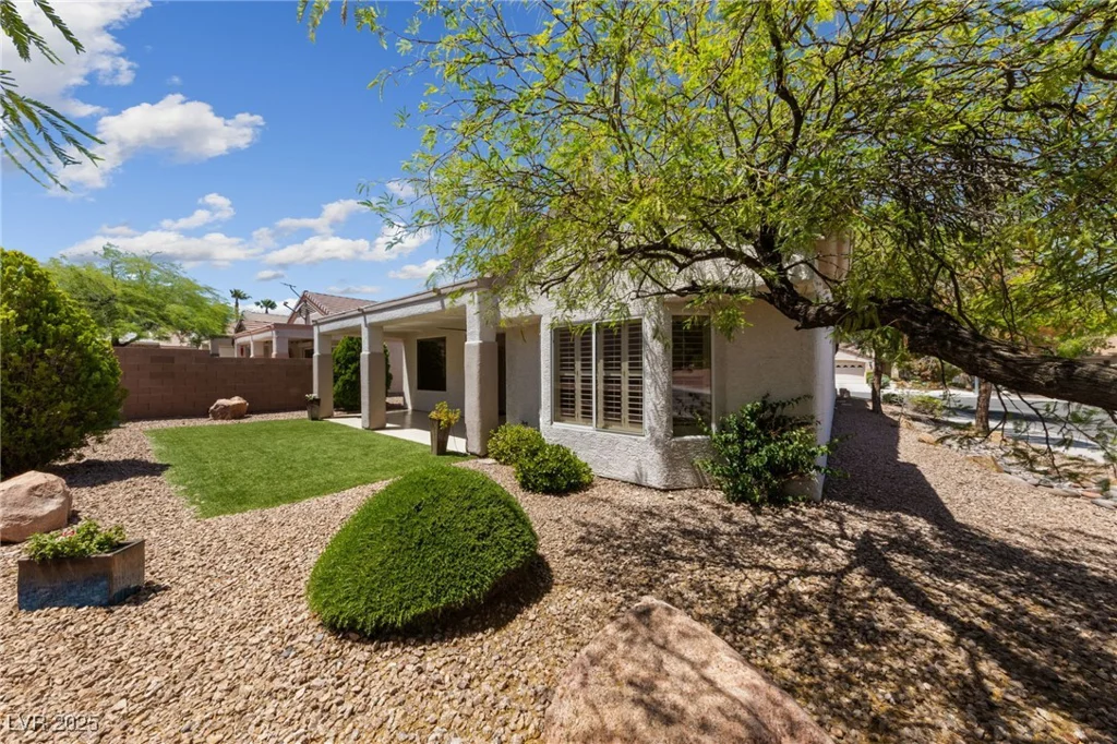 2029 Poppywood, Henderson, NV 89012