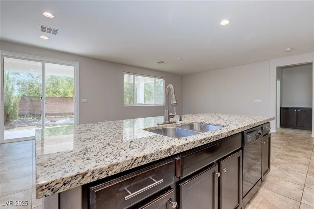 5412 Dalle Valley, North Las Vegas, NV 89031