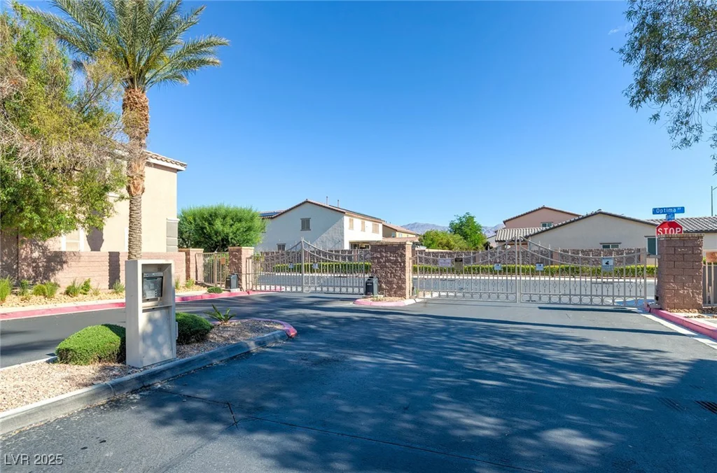 5412 Dalle Valley, North Las Vegas, NV 89031