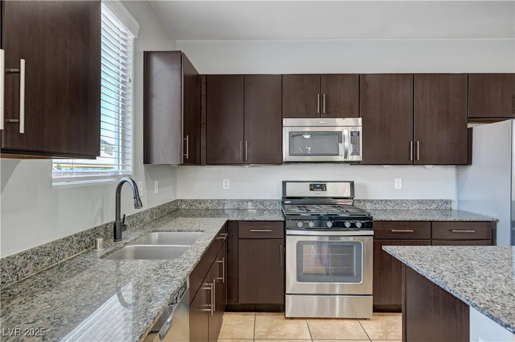 5852 Brown Tree, North Las Vegas, NV 89081