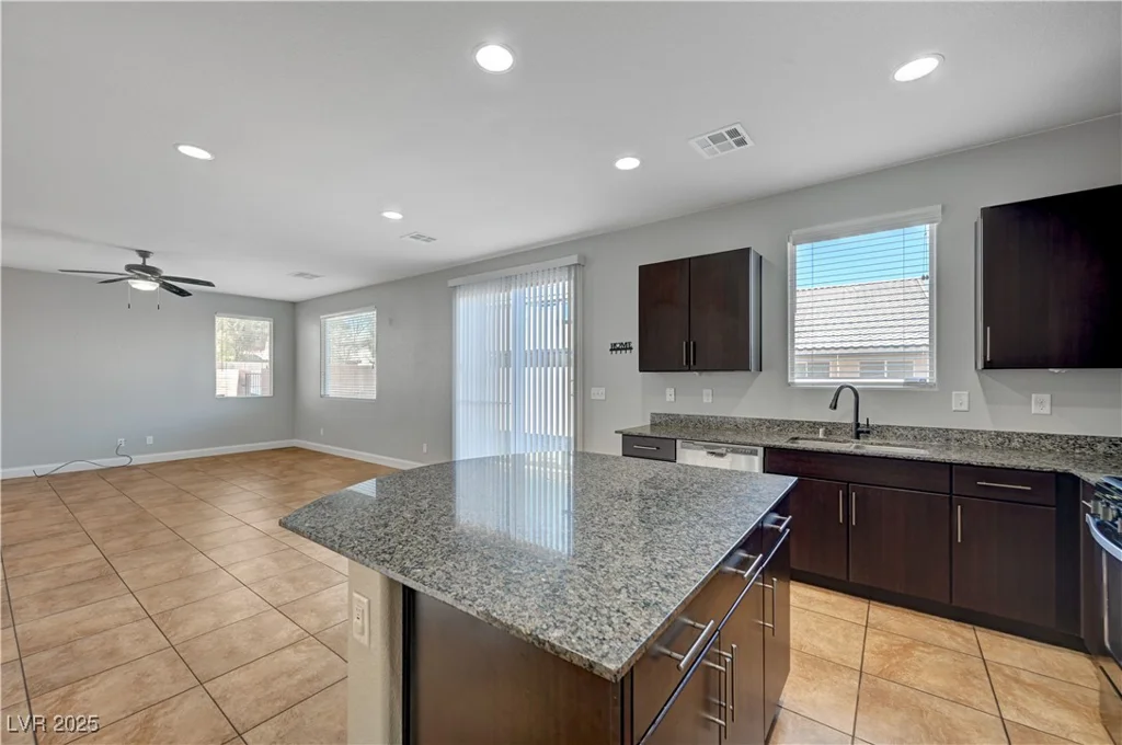 5852 Brown Tree, North Las Vegas, NV 89081