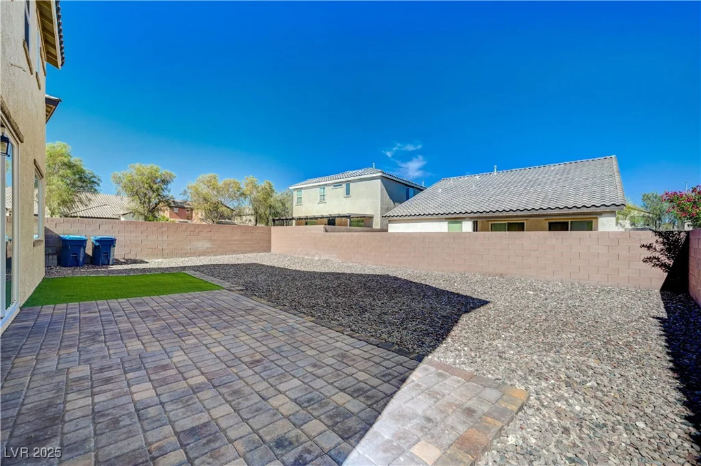 5852 Brown Tree, North Las Vegas, NV 89081