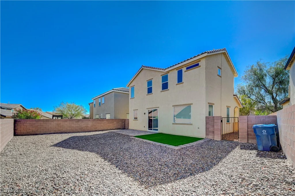 5852 Brown Tree, North Las Vegas, NV 89081