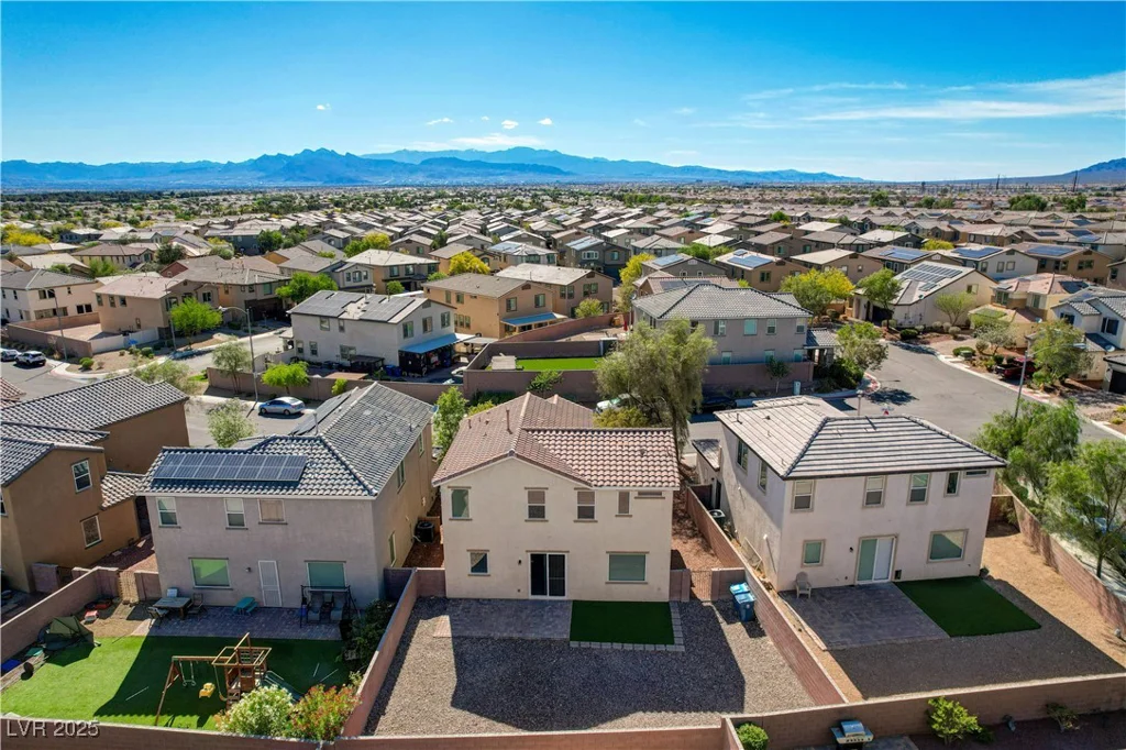5852 Brown Tree, North Las Vegas, NV 89081