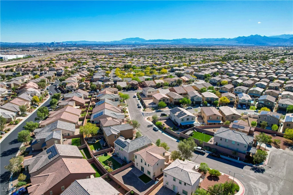 5852 Brown Tree, North Las Vegas, NV 89081