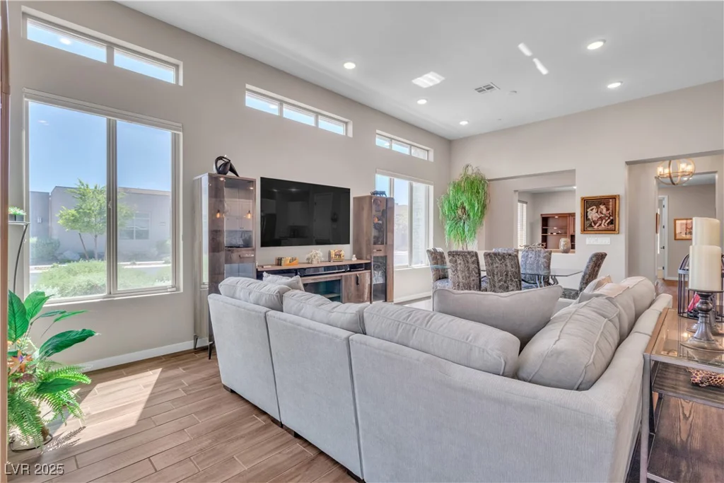 4277 Sunrise Flats, Las Vegas, NV 89135