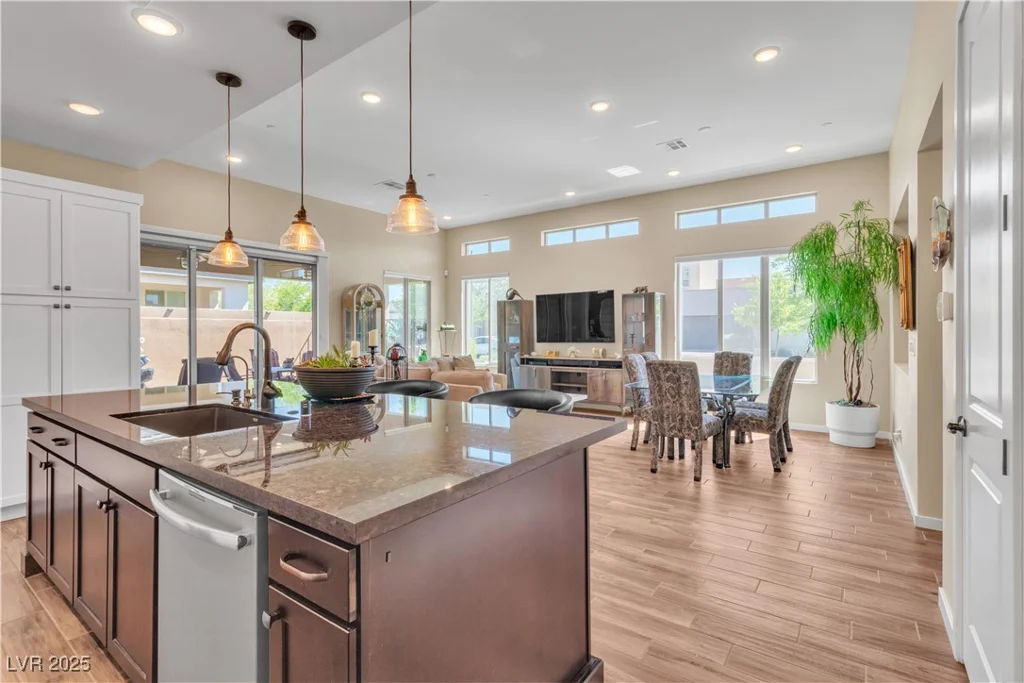 4277 Sunrise Flats, Las Vegas, NV 89135