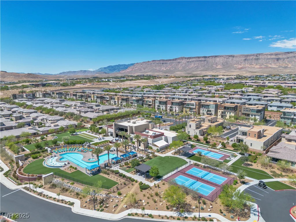 4277 Sunrise Flats, Las Vegas, NV 89135