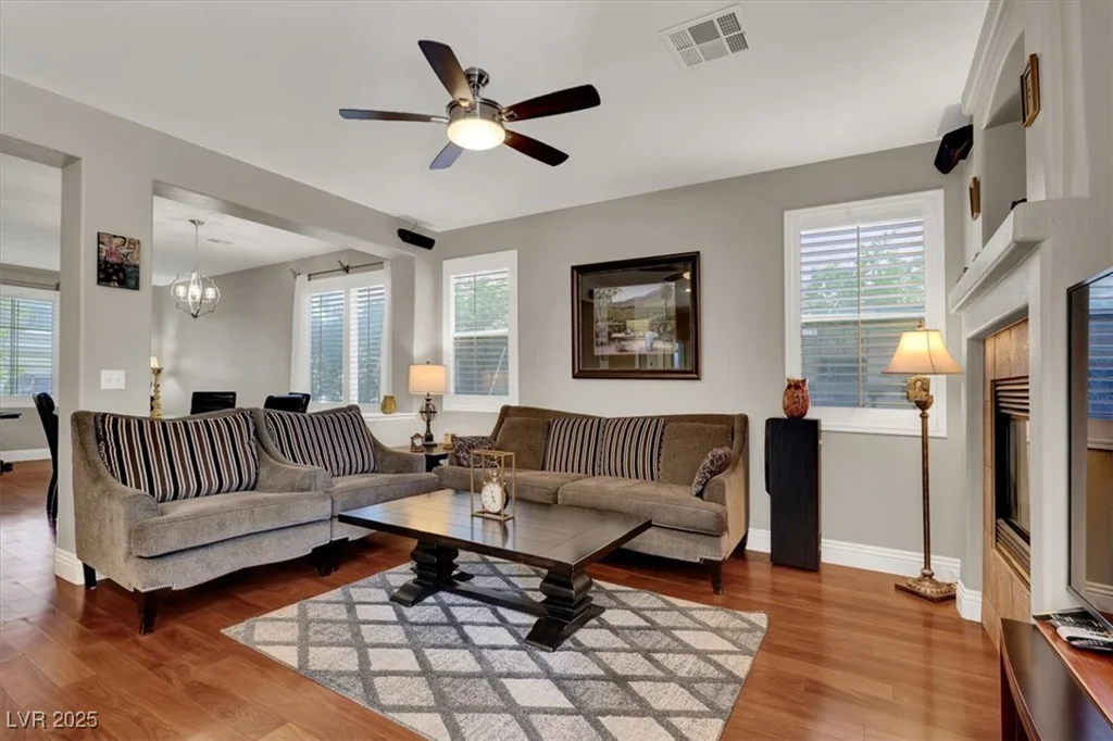 10046 Floragold, Las Vegas, NV 89147
