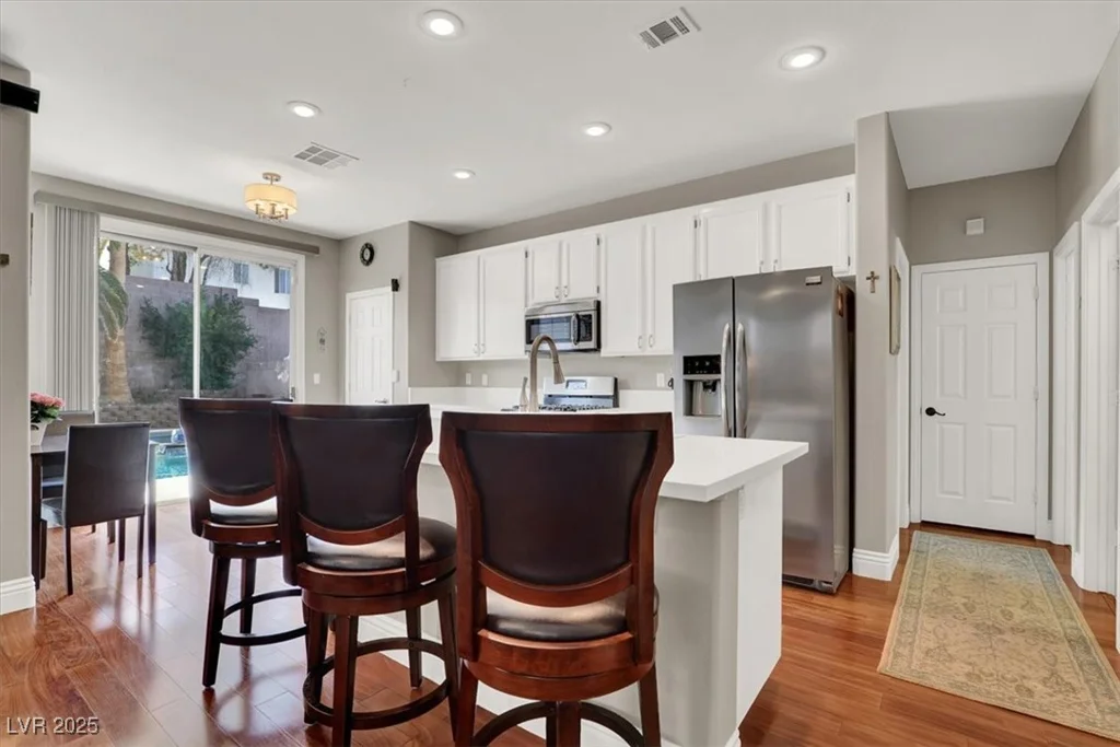 10046 Floragold, Las Vegas, NV 89147