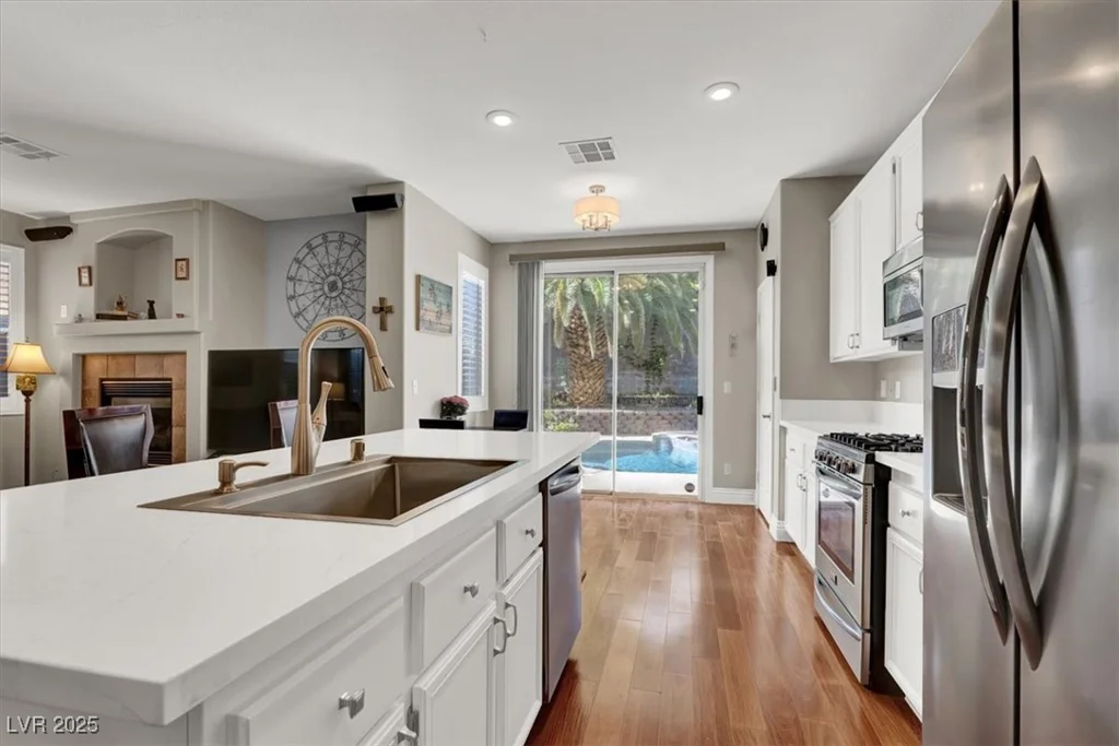 10046 Floragold, Las Vegas, NV 89147