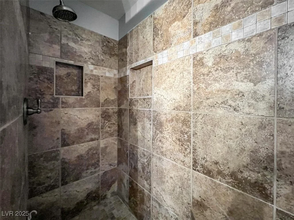 10046 Floragold, Las Vegas, NV 89147