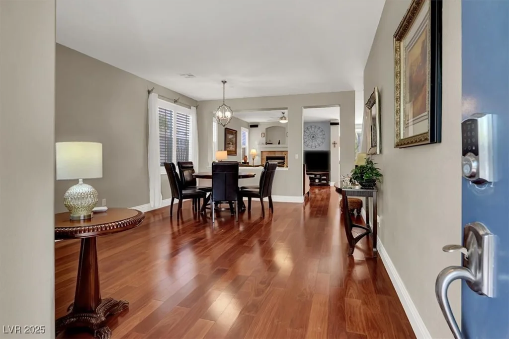 10046 Floragold, Las Vegas, NV 89147
