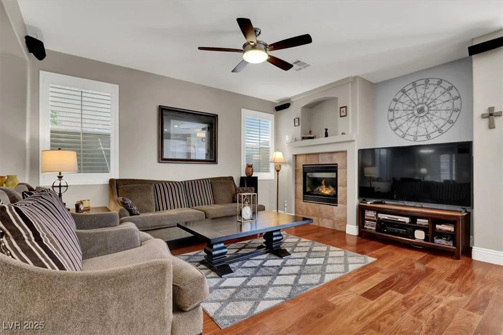 10046 Floragold, Las Vegas, NV 89147