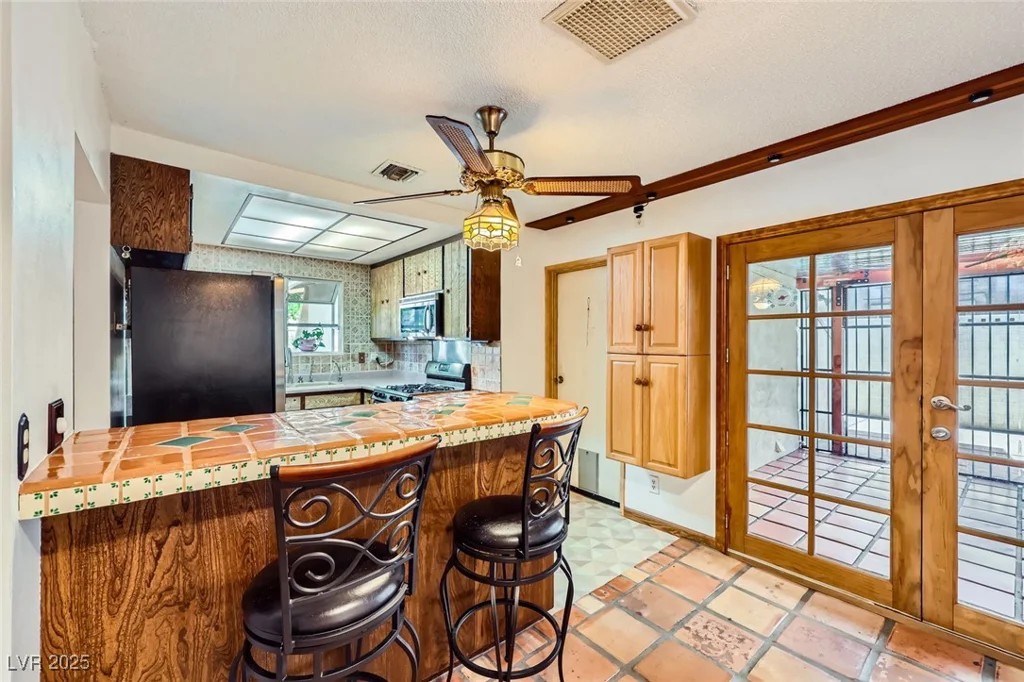 3536 Anthony, Las Vegas, NV 89121