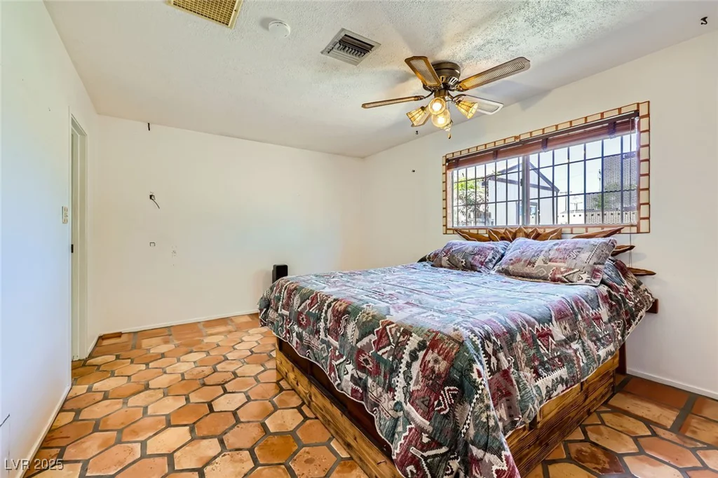 3536 Anthony, Las Vegas, NV 89121