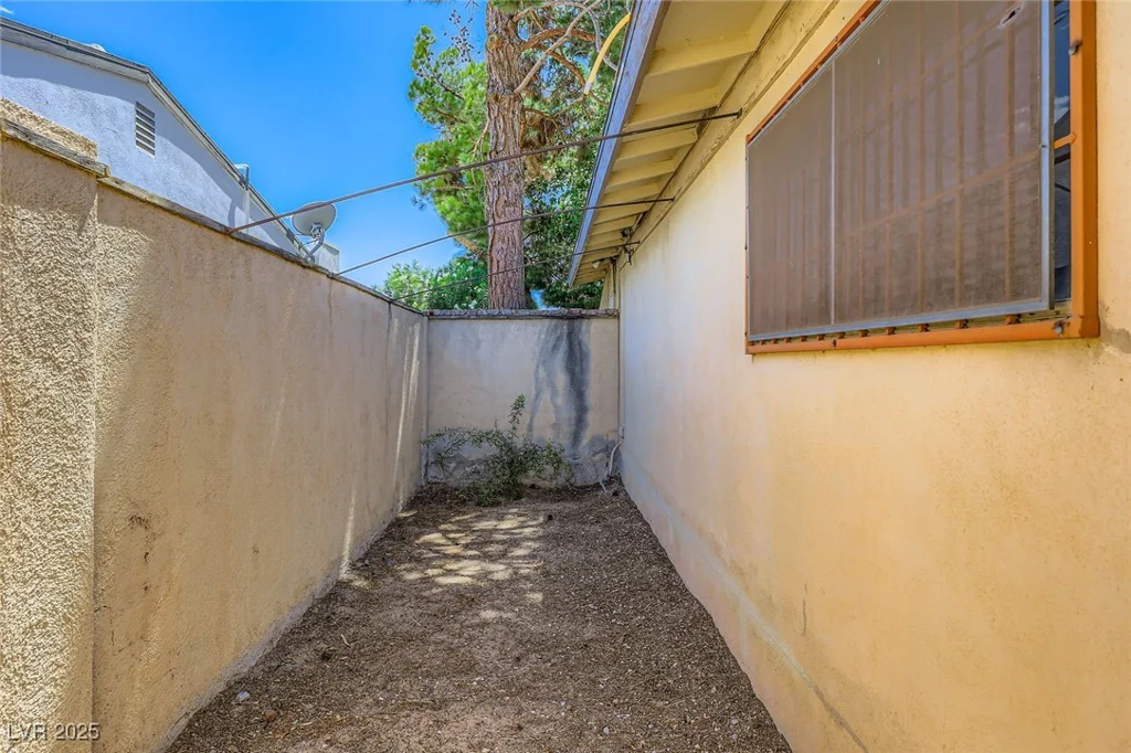 3536 Anthony, Las Vegas, NV 89121