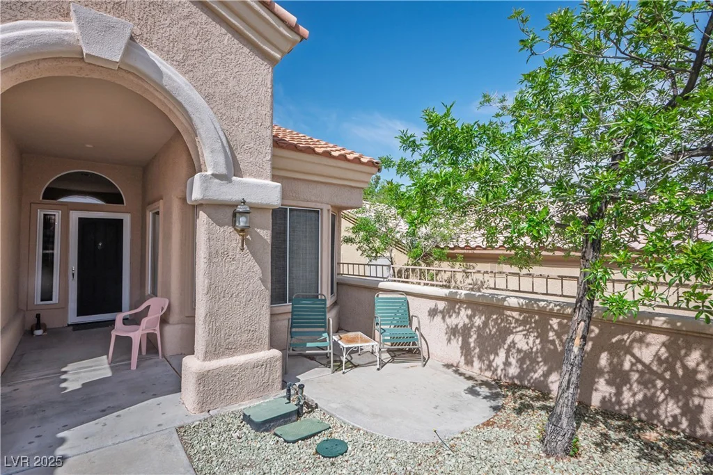 10720 Sky Meadows, Las Vegas, NV 89134