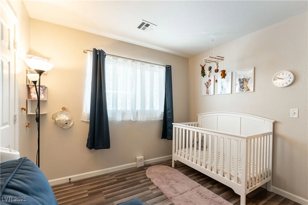 10254 Martinsburg, Las Vegas, NV 89183