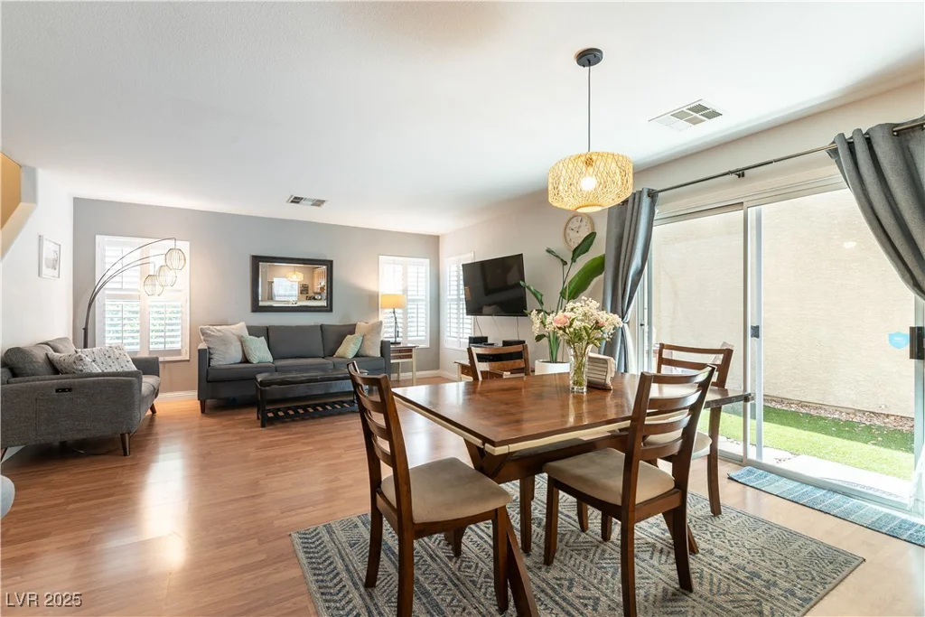 10254 Martinsburg, Las Vegas, NV 89183