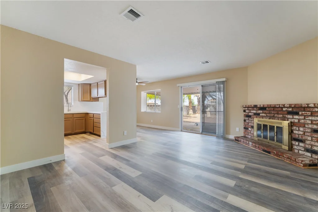 1356 Spague, Henderson, NV 89011