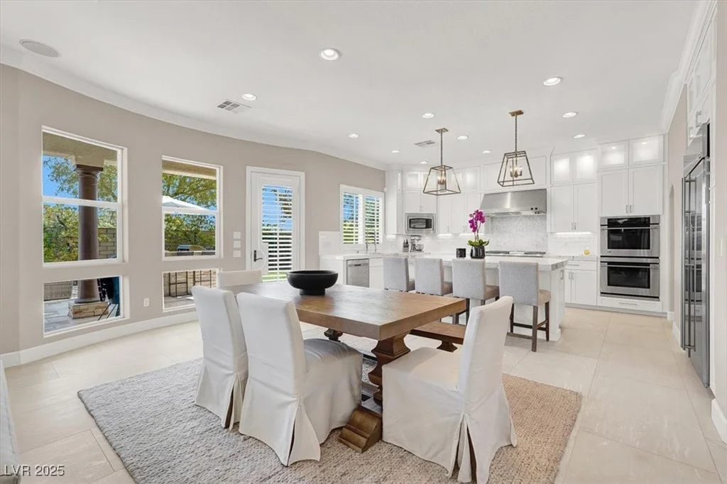 628 Chervil Valley, Las Vegas, NV 89138