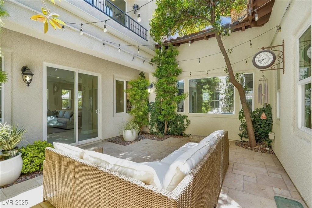 628 Chervil Valley, Las Vegas, NV 89138
