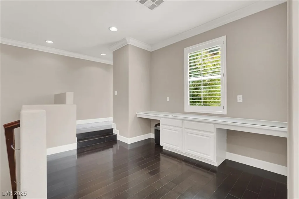 628 Chervil Valley, Las Vegas, NV 89138