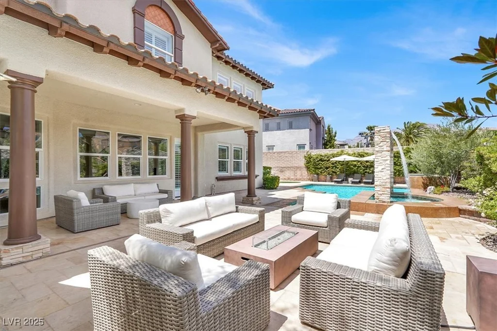 628 Chervil Valley, Las Vegas, NV 89138