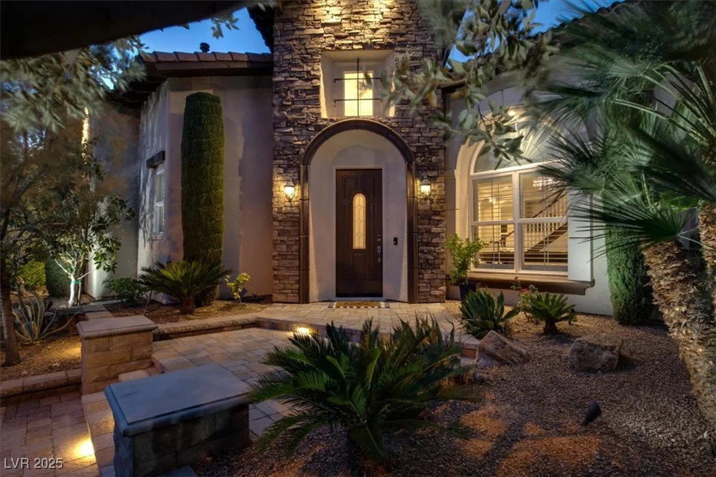 628 Chervil Valley, Las Vegas, NV 89138