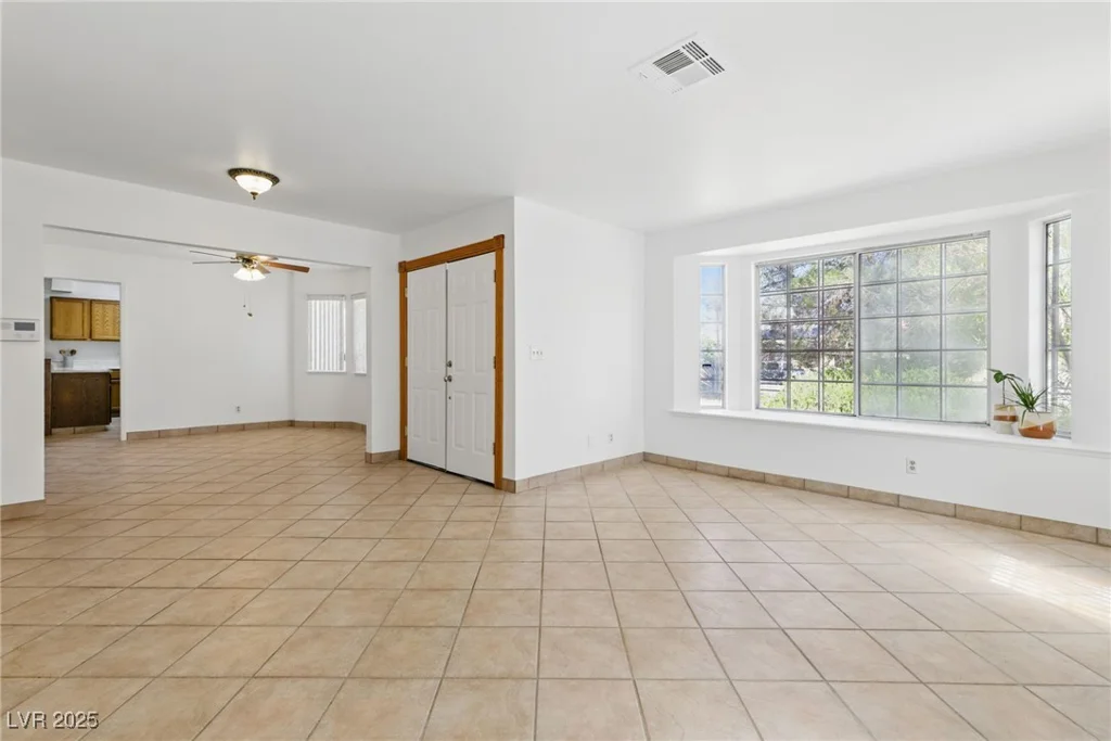 4409 Red Coach, North Las Vegas, NV 89031