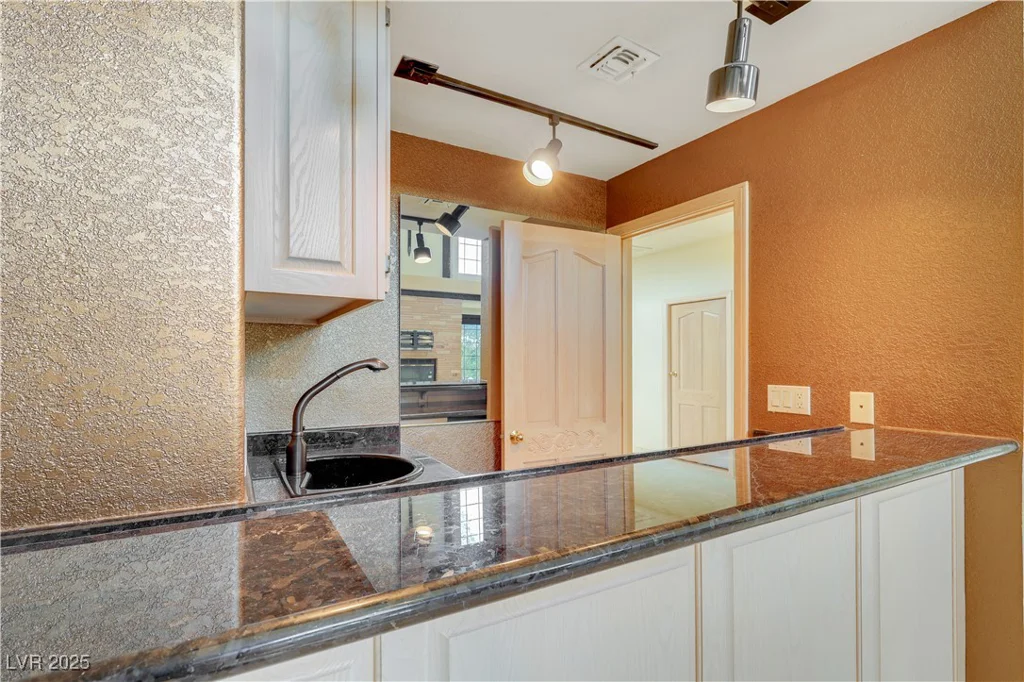 1931 Pago, Las Vegas, NV 89117
