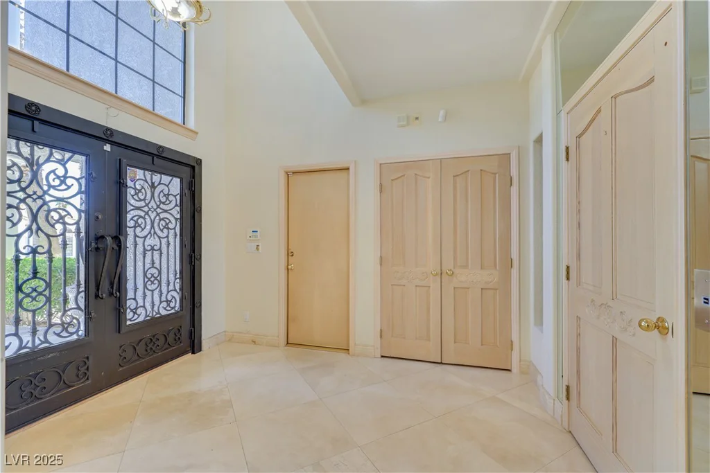 1931 Pago, Las Vegas, NV 89117