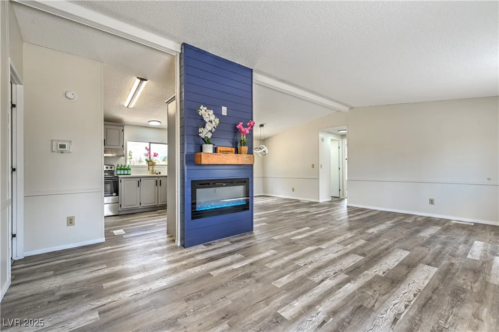 1350 White, Pahrump, NV 89060