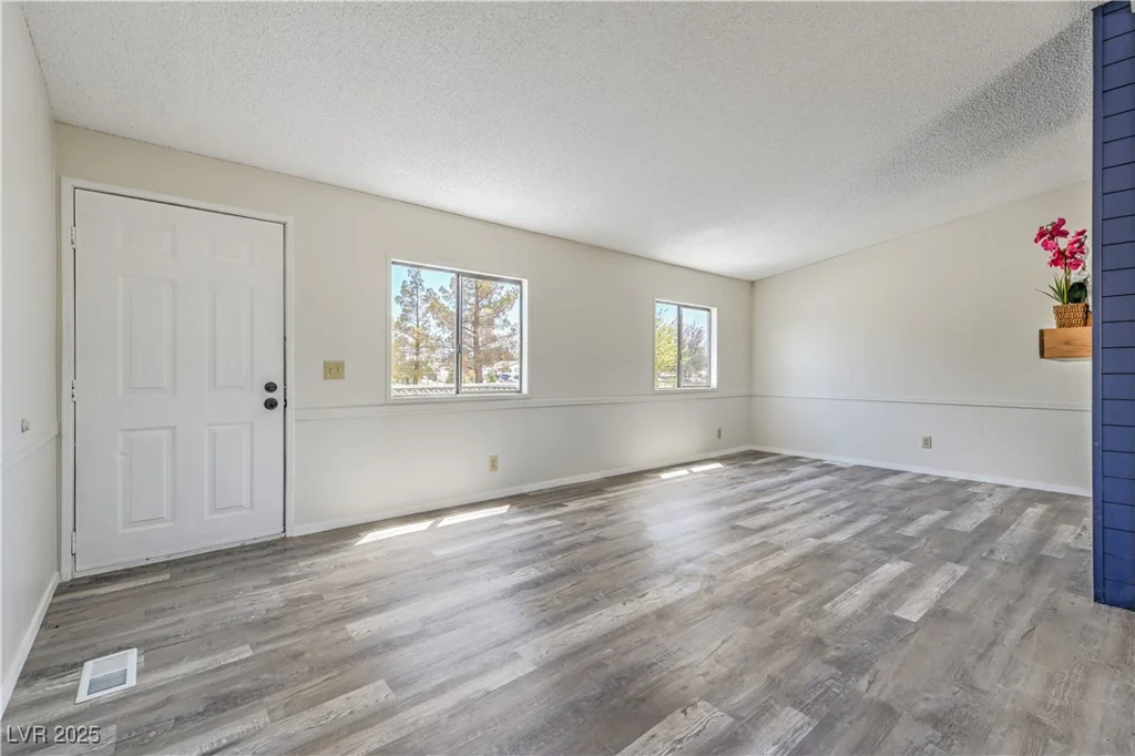1350 White, Pahrump, NV 89060