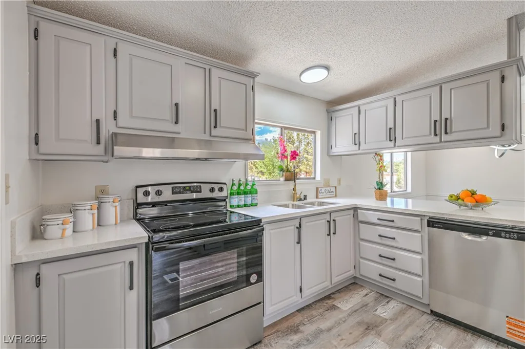 1350 White, Pahrump, NV 89060