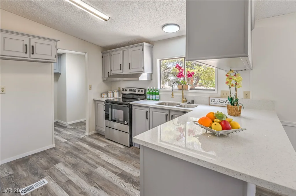 1350 White, Pahrump, NV 89060