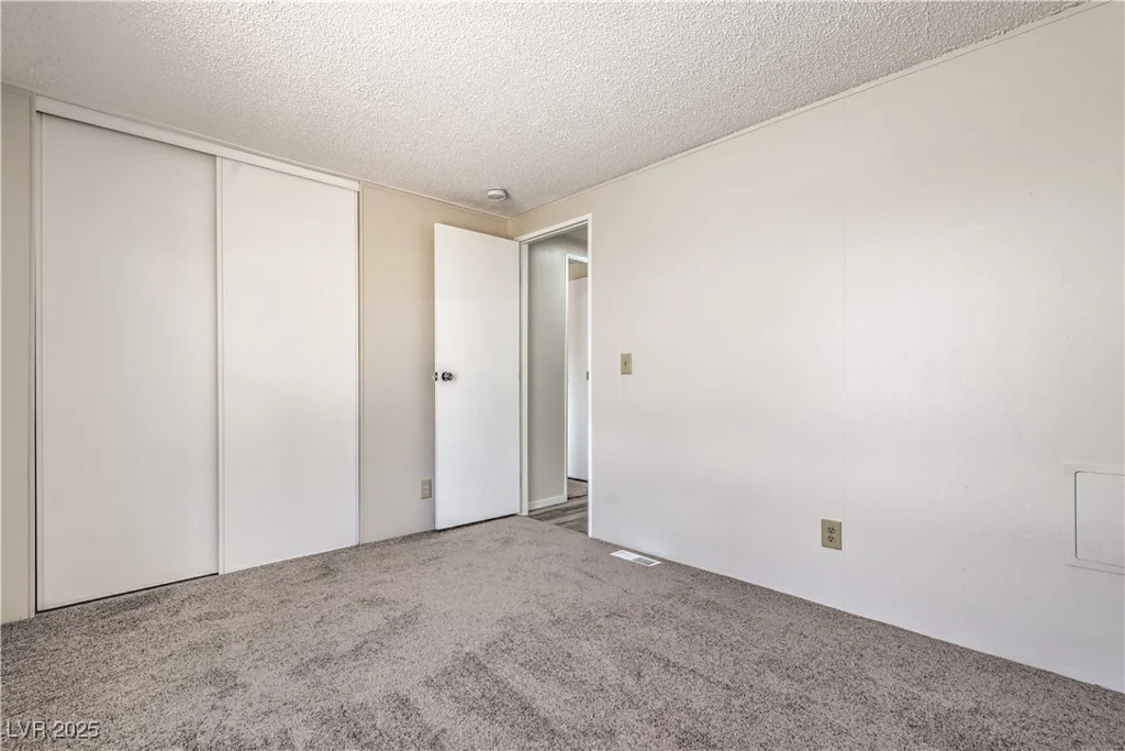 1350 White, Pahrump, NV 89060