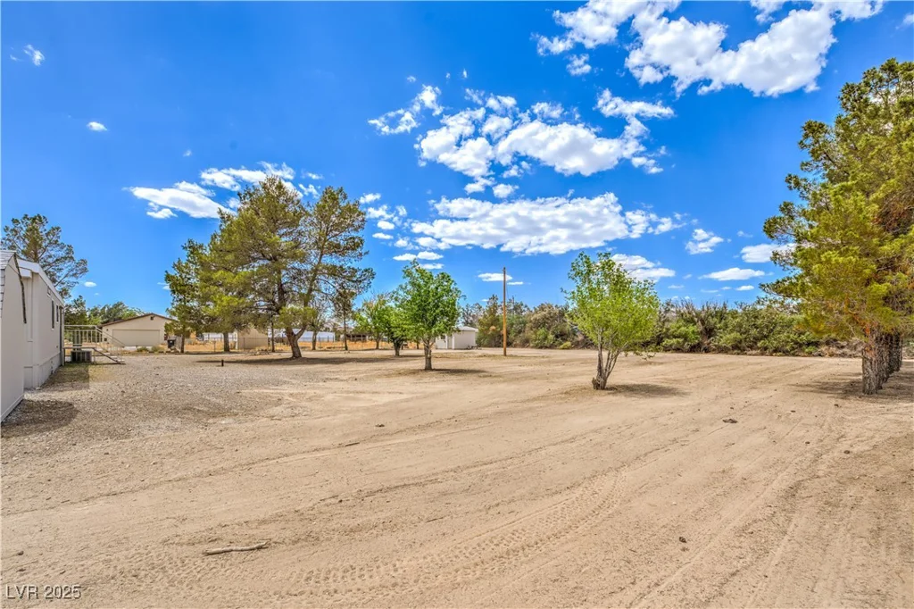 1350 White, Pahrump, NV 89060