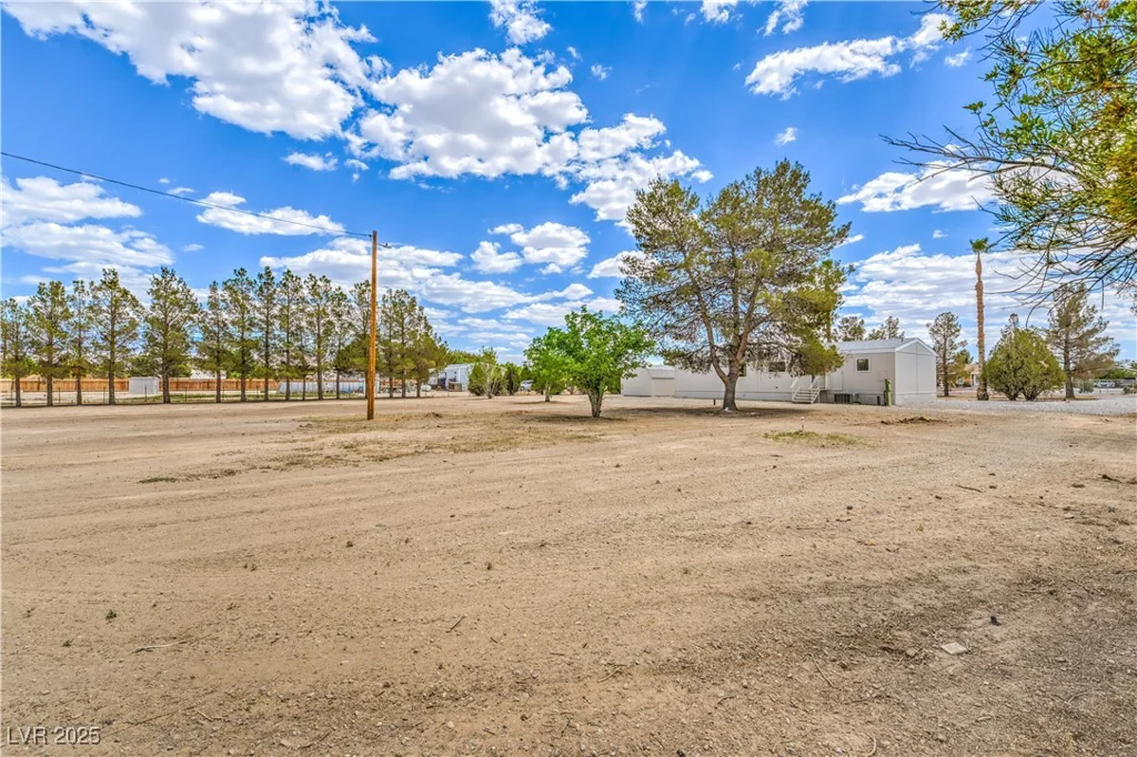 1350 White, Pahrump, NV 89060