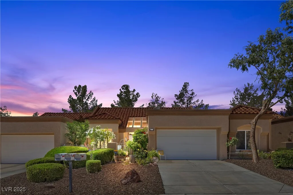 8629 Prairie Hill, Las Vegas, NV 89134