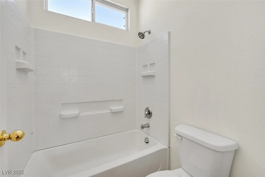 10162 Sunshine Village, Las Vegas, NV 89183