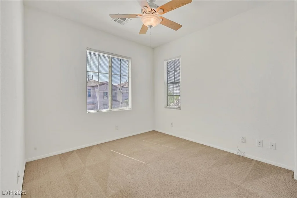 10162 Sunshine Village, Las Vegas, NV 89183