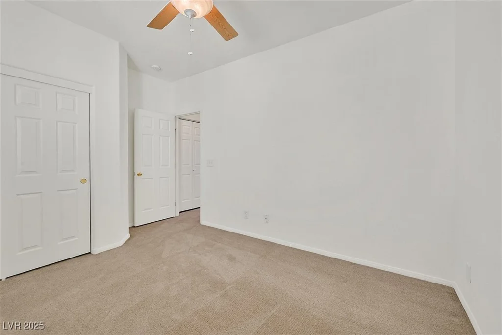 10162 Sunshine Village, Las Vegas, NV 89183
