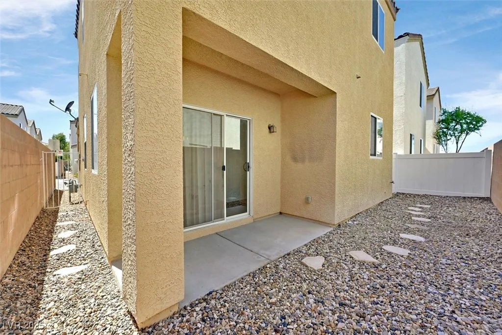 10162 Sunshine Village, Las Vegas, NV 89183
