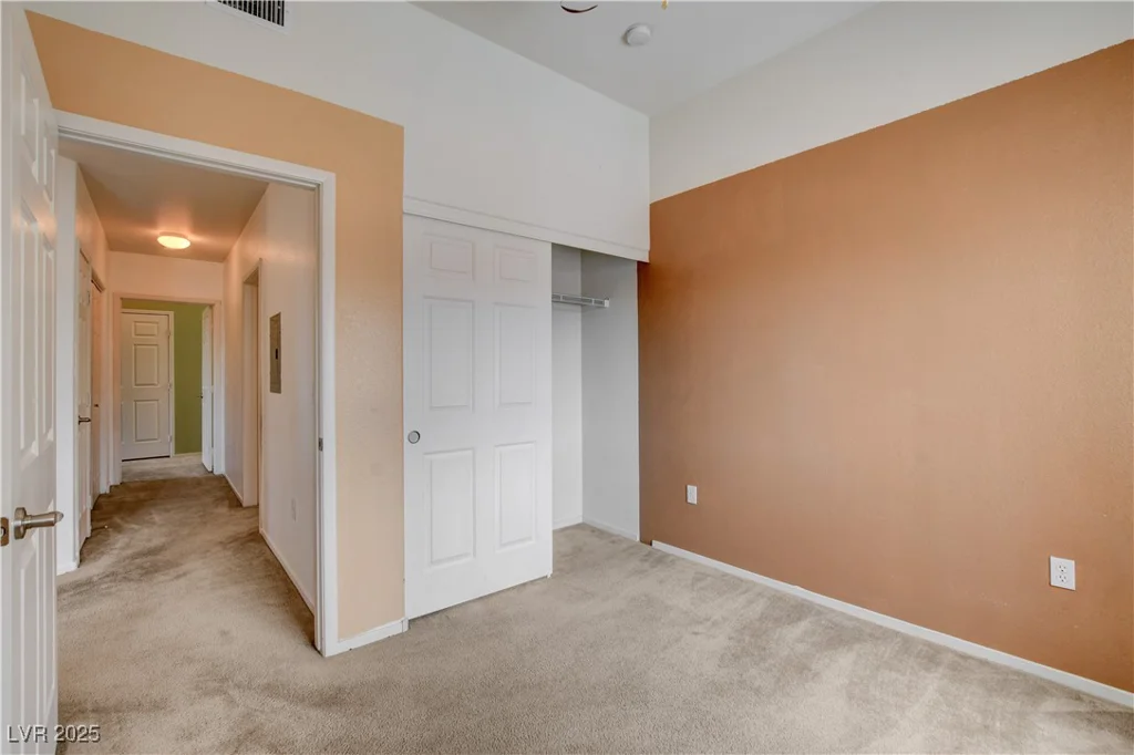 9303 Gilcrease, Las Vegas, NV 89149