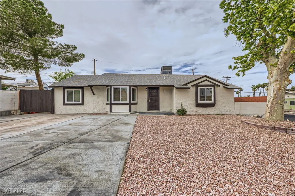 1829 Saint Louis, Las Vegas, NV 89104